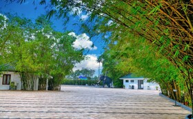 Contour Backwaters Resort & Convention Center