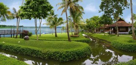 Kumarakom Lake Resort
