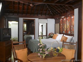 Kumarakom Lake Resort