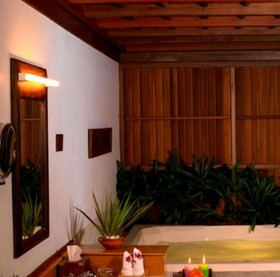 Kumarakom Lake Resort