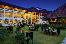 Park Regis Aveda Kumarakom