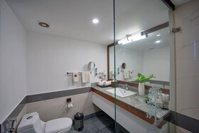 Park Regis Aveda Kumarakom