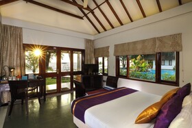 Park Regis Aveda Kumarakom