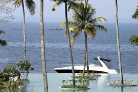 Park Regis Aveda Kumarakom