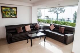 Misty Mountain Resort