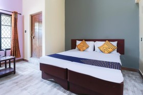 Malang Lodge by OYO Rooms
