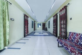Malang Lodge by OYO Rooms