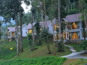 Amaana Plantation Resort