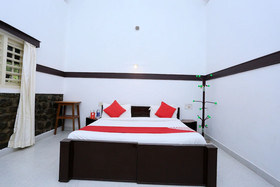 Eletaria By OYO Rooms
