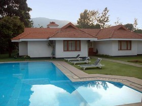 Silver Crest Hotel