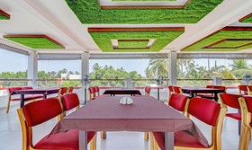 Highness Inn by Treebo Hotels