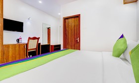 Highness Inn by Treebo Hotels