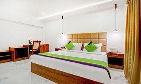 Highness Inn by Treebo Hotels