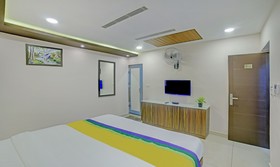 Majestic Inn by Treebo Hotels