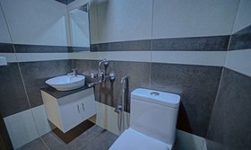 Majestic Inn by Treebo Hotels