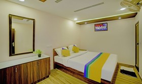 Majestic Inn by Treebo Hotels