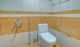 Majestic Inn by Treebo Hotels