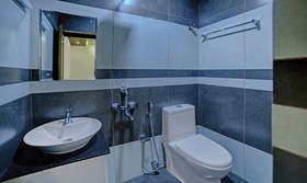 Majestic Inn by Treebo Hotels