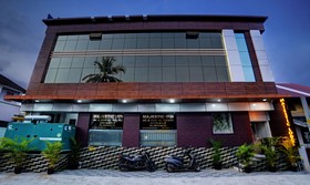 Majestic Inn by Treebo Hotels