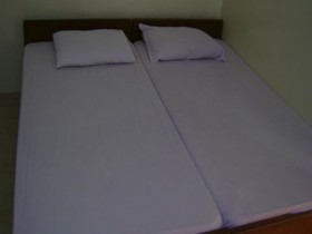 Sunday Bed & Breakfast