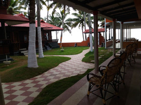 Black Beach Resort