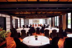 Vasundhara Sarovar Premiere