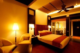 Vasundhara Sarovar Premiere