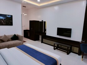 Hotel Om