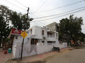 Colonel Corner By OYO