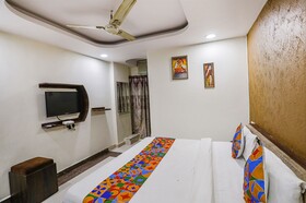 Fabexpress Ashoka Palace