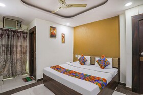 Fabexpress Ashoka Palace