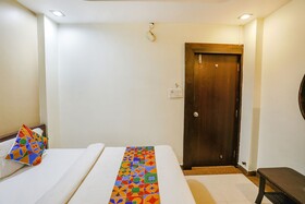 Fabexpress Ashoka Palace