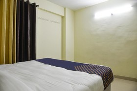 G Star Hotel by OYO Rooms