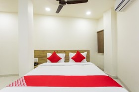 Hotel Aditya Regency by OYO