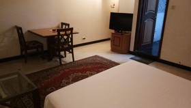 Hotel Arch Manor