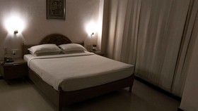 Hotel Arch Manor
