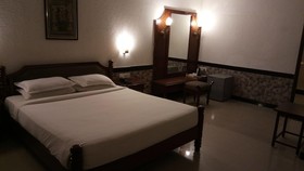 Hotel Arch Manor