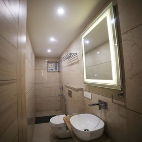 Hotel Avantika By MMR