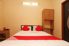 Hotel Cristal Park by OYO Rooms