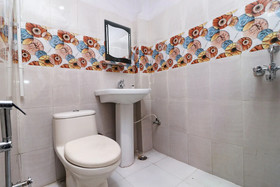 Hotel Cristal Park by OYO Rooms