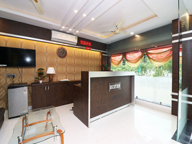Capital O 15671 Hotel Jalsa Dlx