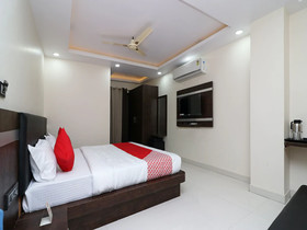 Capital O 15671 Hotel Jalsa Dlx