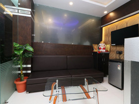 Capital O 15671 Hotel Jalsa Dlx