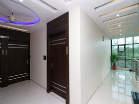 Capital O 15671 Hotel Jalsa Dlx