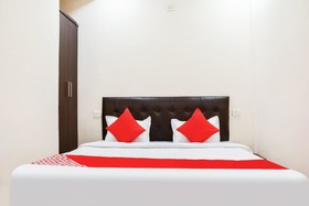 Hotel Lemon Tree by OYO Rooms