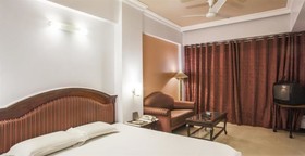 Hotel Ranjit's Lakeview