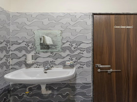 Hotel Shri Vilas By OYO Rooms