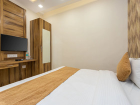 Hotel Shri Vilas By OYO Rooms