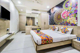 Hotel Siya Palace by OYO Rooms