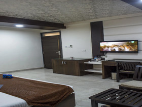 Hotel Tilak
